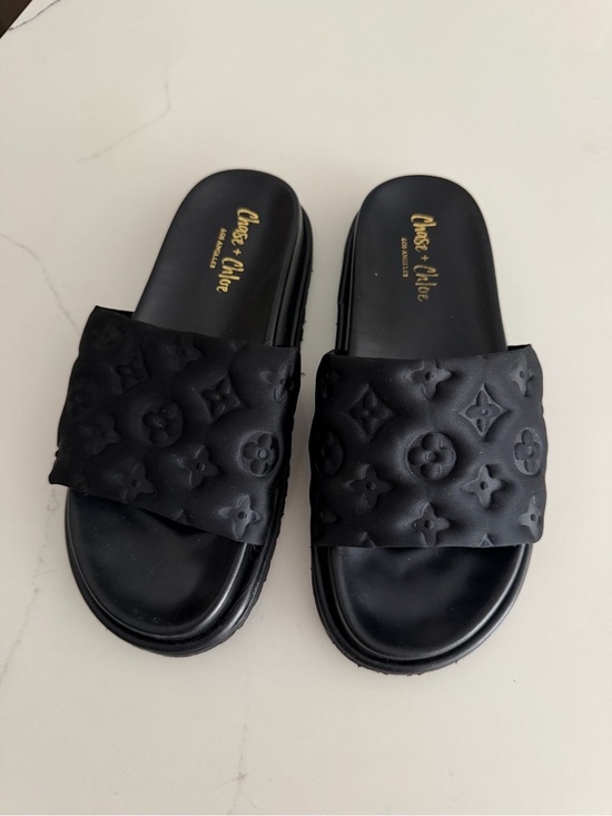 Chase + Chloe Shoes - Chase + Chloe Black Embossed Slide Sandals